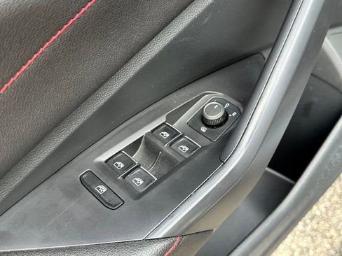 Used 2024 Volkswagen Jetta GLI Autobahn FWD image 11