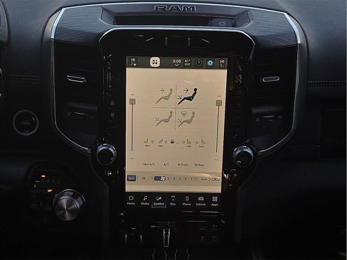 Used 2023 RAM 1500 Laramie image 11