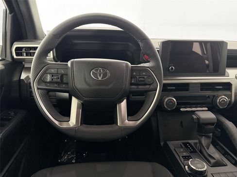 Certified 2025 Toyota Tacoma TRD Sport image 29