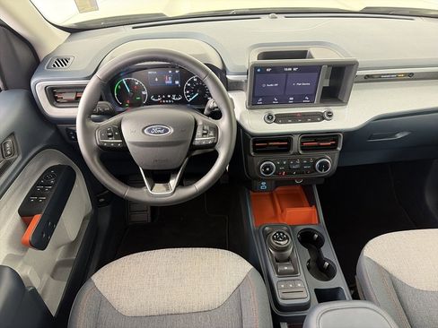 Certified 2024 Ford Maverick XLT w/ XLT Luxury Package image 14