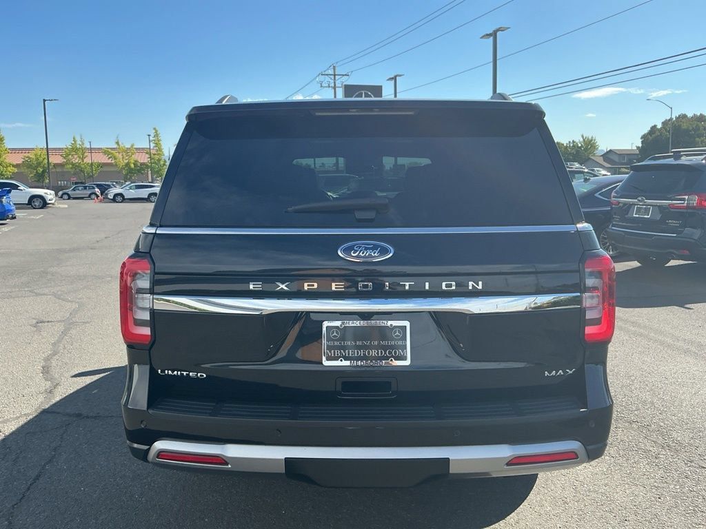 Used 2022 Ford Expedition Max Limited AWD/4WD image 9