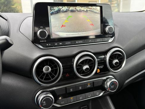 Used 2024 Nissan Sentra S image 11