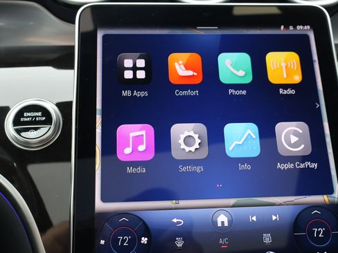 Certified 2025 Mercedes-Benz GLC 300 image 37