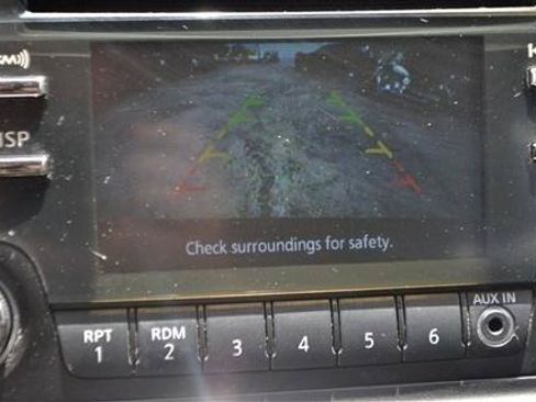 Used 2013 Nissan Rogue SV AWD/4WD image 14