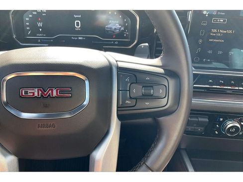 Used 2023 GMC Sierra 1500 SLT w/ SLT Premium Plus Package AWD/4WD image 21