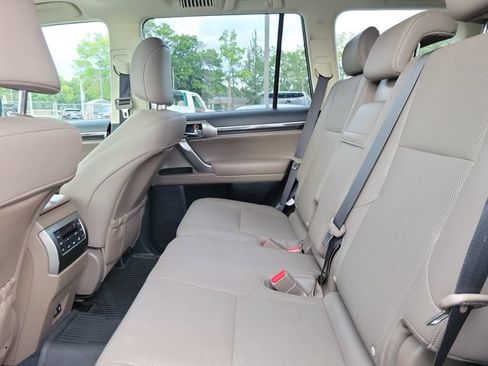 Used 2023 Lexus GX 460 Premium w/ Premium Package AWD/4WD image 22