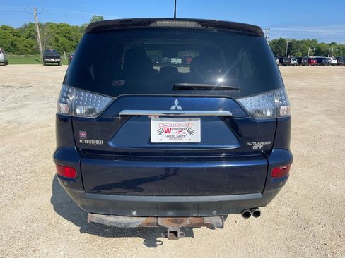 Used 2012 Mitsubishi Outlander GT image 3