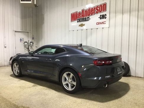 Used 2023 Chevrolet Camaro LT image 3