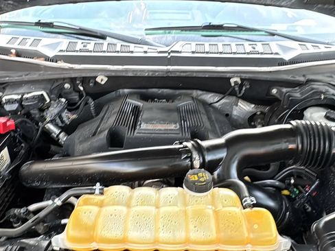 Used 2018 Ford F150 Raptor w/ Equipment Group 802A Luxury AWD/4WD image 54