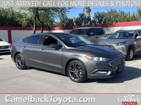 Used 2018 Ford Fusion SE w/ Equipment Group 201A image 1
