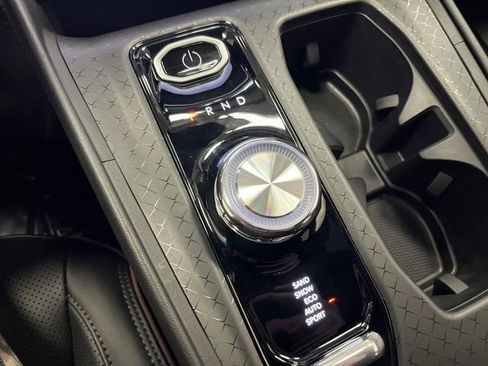 Used 2024 Jeep Wagoneer Launch Edition image 23