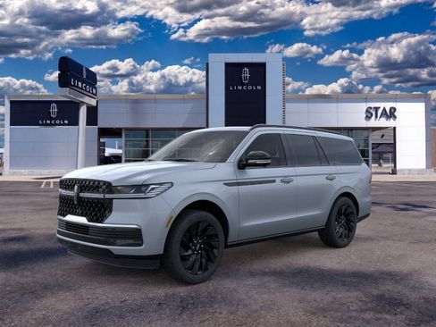 New 2026 Lincoln Navigator Reserve w/ Jet Appearance Package AWD/4WD image 1