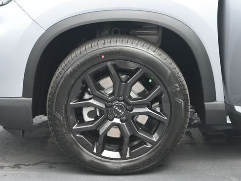 Used 2025 Honda Pilot Touring image 38