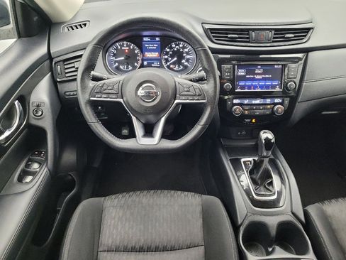 Used 2019 Nissan Rogue SV FWD image 22