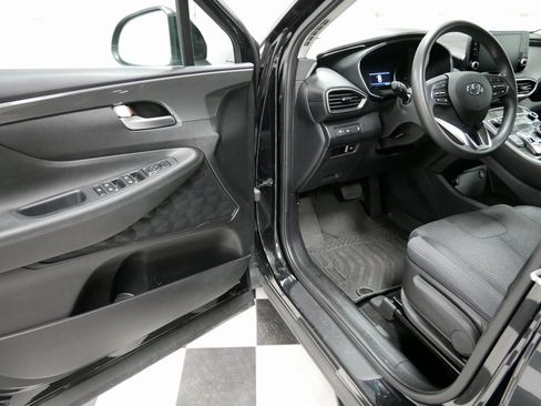 Used 2022 Hyundai Santa Fe SE image 12