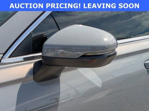 Used 2025 Honda CR-V EX-L image 12