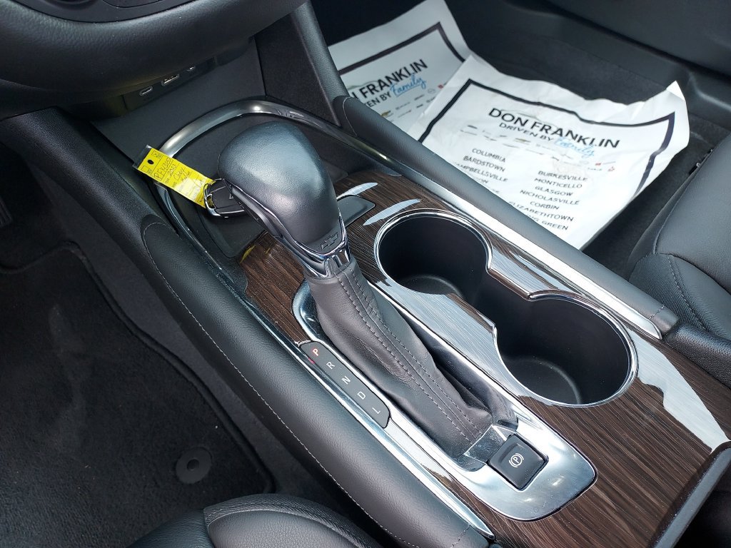 Used 2023 Chevrolet Malibu LT w/ Redline Edition FWD image 26