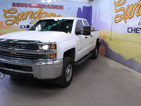 Used 2015 Chevrolet Silverado 2500 W/T image 4