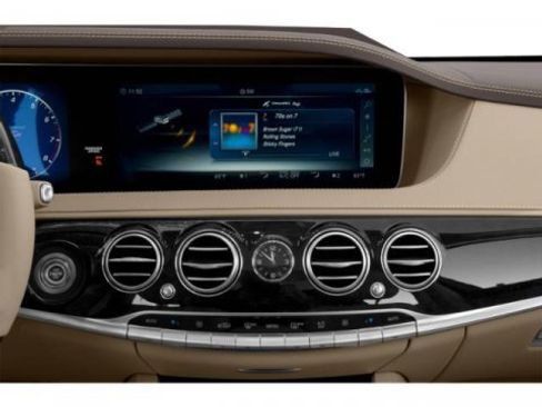 Used 2018 Mercedes-Benz S 560 4MATIC Sedan image 10