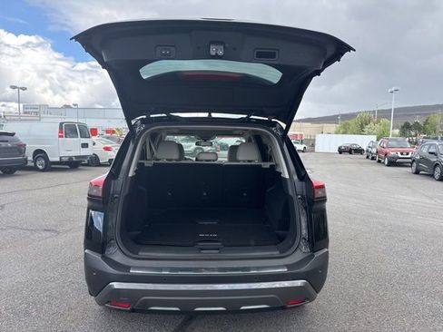 Certified 2023 Nissan Rogue SL w/ SL Premium Package image 11