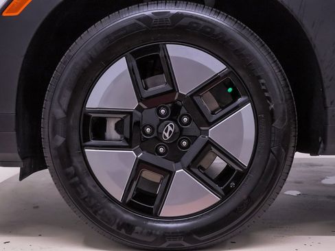 Certified 2026 Hyundai Santa Fe SEL image 30