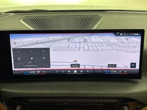 Used 2026 BMW M440i RWD image 23