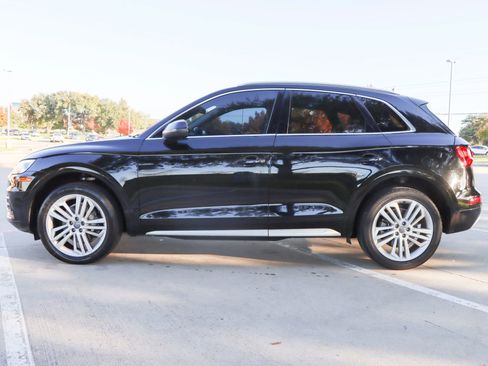 Used 2019 Audi Q5 2.0T Premium Plus w/ Premium Plus Package image 4