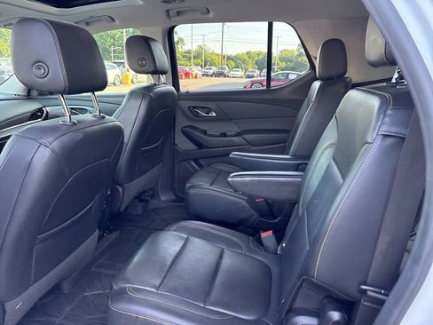 Used 2019 Chevrolet Traverse Premier w/ Redline Edition FWD image 11