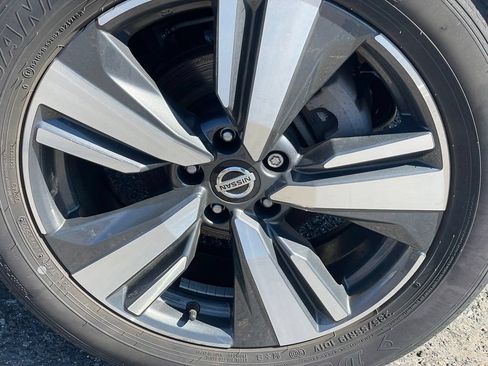 Certified 2023 Nissan Rogue SL AWD/4WD image 26
