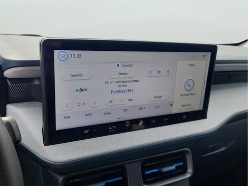 New 2026 Ford Maverick XLT image 10