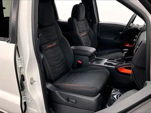 New 2025 Nissan Frontier PRO-4X w/ Pro Convenience Package image 33