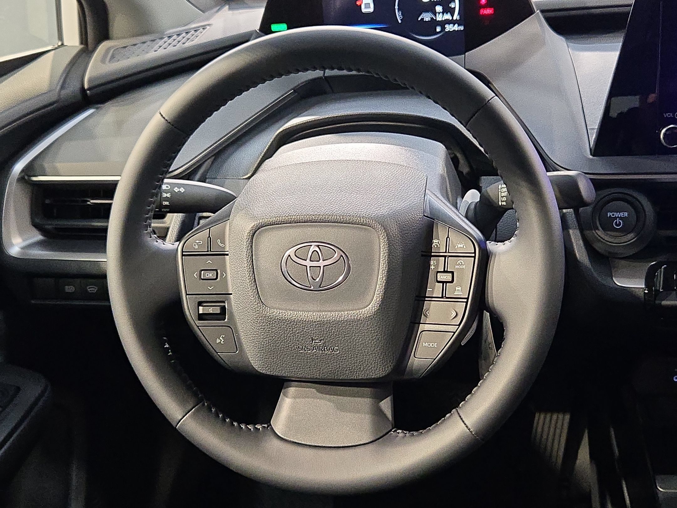 New 2027 Toyota Prius LE FWD image 18