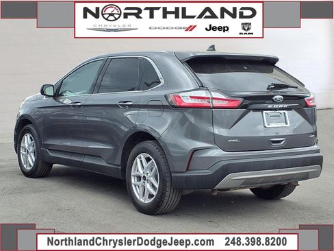 Used 2024 Ford Edge SEL AWD/4WD image 2
