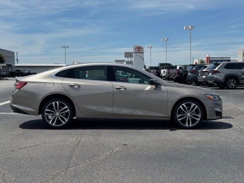 Used 2024 Chevrolet Malibu LT FWD image 6