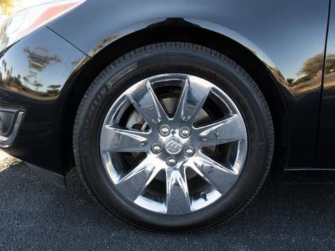 Used 2017 Buick Regal Premium w/ Driver Confidence Package #1 image 40