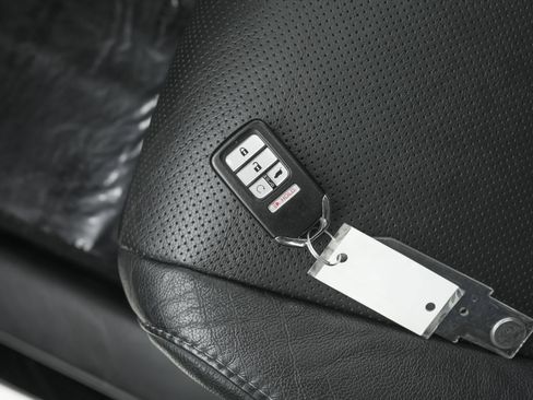 Used 2024 Honda Passport EX-L image 43