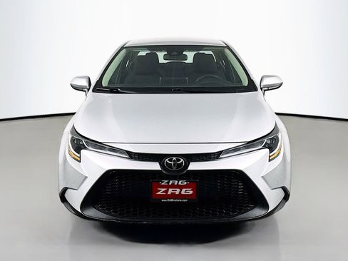 Used 2020 Toyota Corolla LE image 8