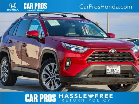 Used 2023 Toyota RAV4 XLE Premium image 1