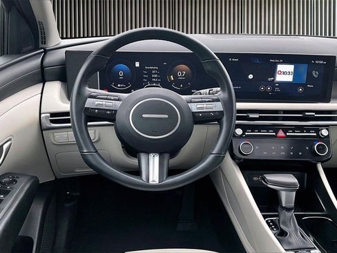 Certified 2025 Hyundai Tucson SEL image 5