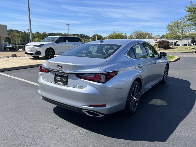 Certified 2025 Lexus ES 350 w/ Premium Package FWD image 3