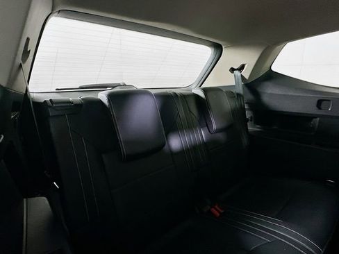 Used 2023 Volkswagen Atlas SE w/ Panoramic Sunroof Package AWD/4WD image 28