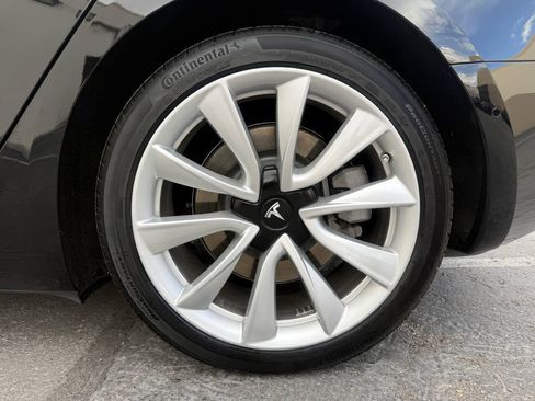 Used 2018 Tesla Model 3 Long Range AWD/4WD image 32