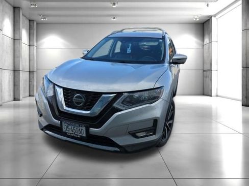 Used 2020 Nissan Rogue SL AWD/4WD image 3