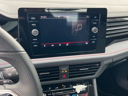 Used 2025 Volkswagen Jetta GLI Autobahn FWD image 19