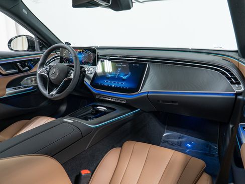 New 2026 Mercedes-Benz E 450 4MATIC Sedan image 14