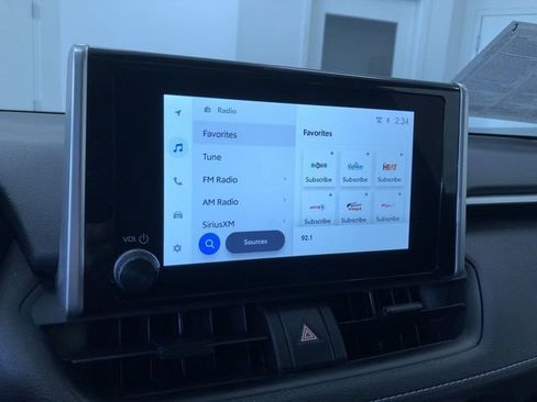 Certified 2025 Toyota RAV4 XLE w/ Convenience Package image 28