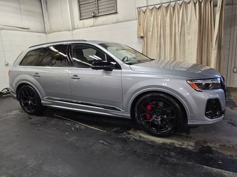 New 2026 Audi SQ7 Prestige AWD/4WD image 5