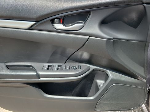 Used 2021 Honda Civic Sport image 16