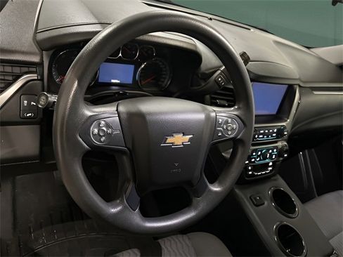 Used 2019 Chevrolet Tahoe 4WD w/ Remote Keyless Entry Package image 16