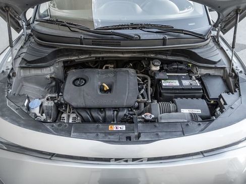 Used 2023 Kia Soul LX w/ LX Technology Package image 14